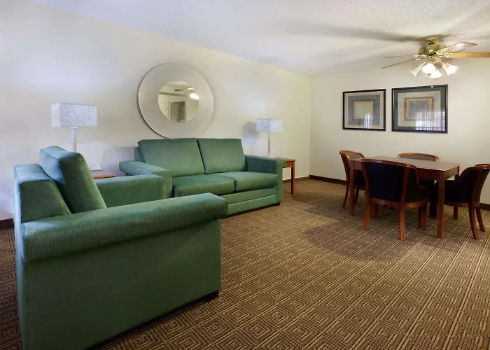 La Quinta By Wyndham - Hood Hotel 3*