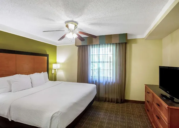 Hotel La Quinta By Wyndham - Hood