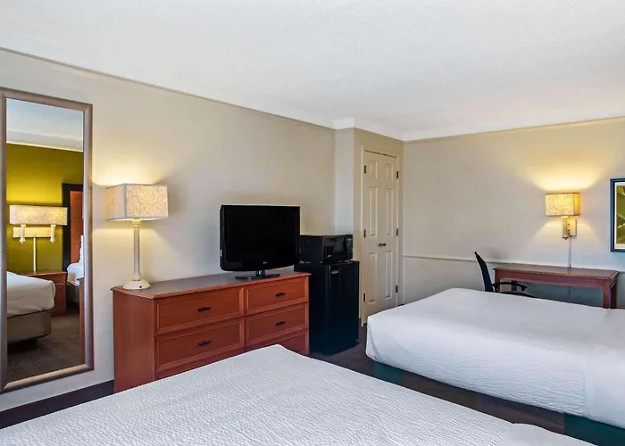 Hotel La Quinta By Wyndham - Hood