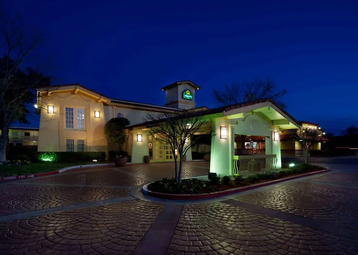 La Quinta By Wyndham - Hood Hotel 3*