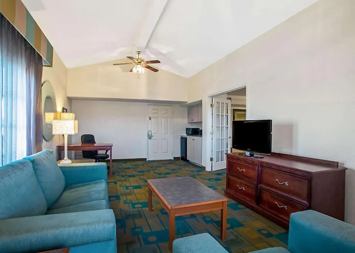 La Quinta By Wyndham - Hood Hotel Killeen