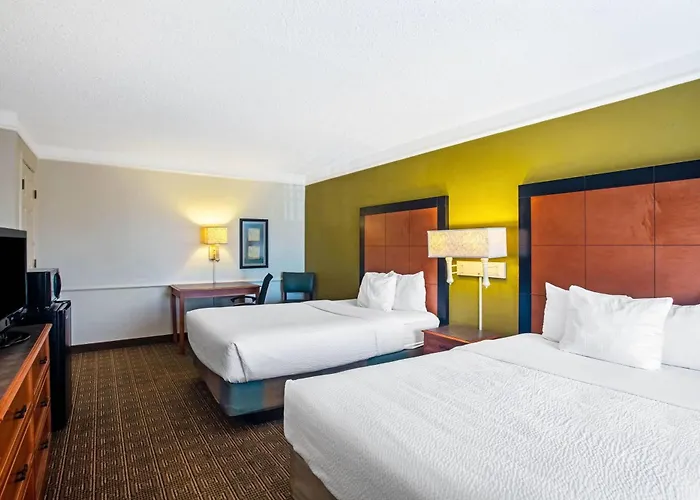 La Quinta By Wyndham - Hood